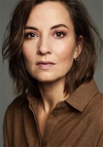 Carlijn – Native Dutch Female Voice