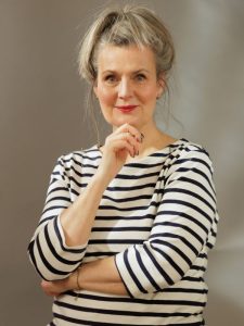 Machteld – Female Dutch Voice