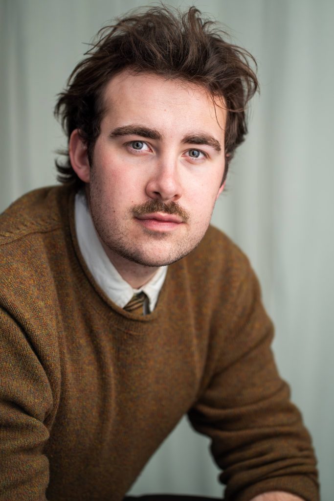 Beau, native English male voice over artist, London